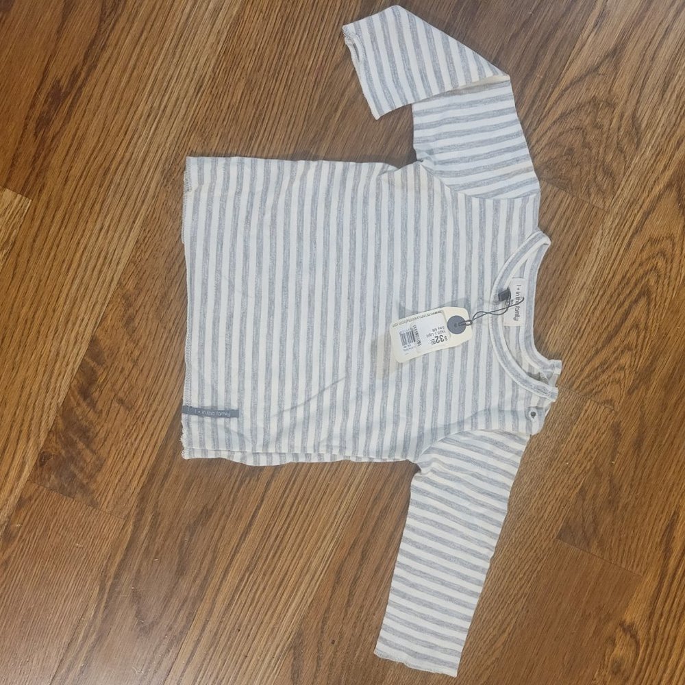 1+ In the Family baby set - Picture 2 of 3